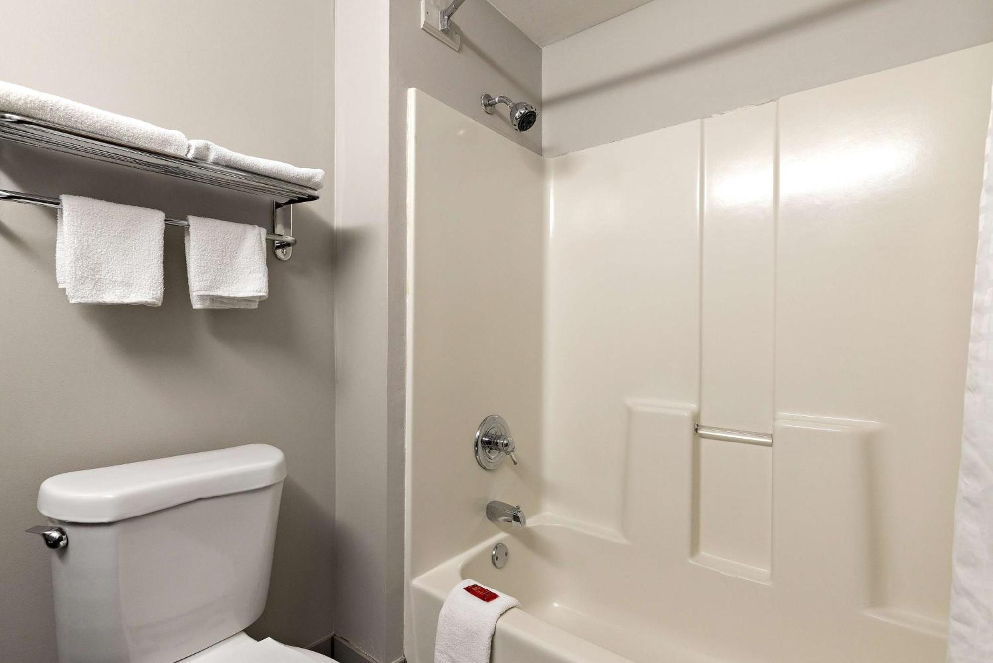 SureStay Plus Hotel by Best Western Tulsa East Exterior foto