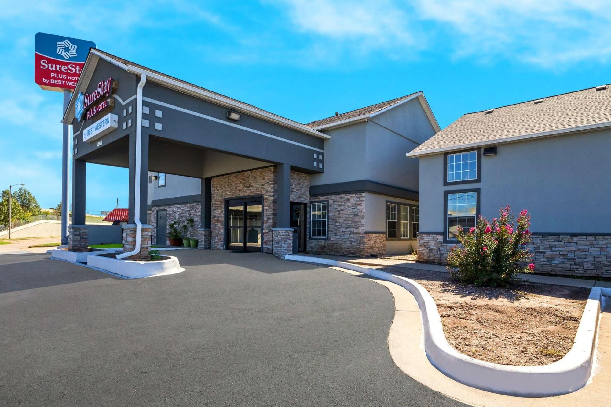 SureStay Plus Hotel by Best Western Tulsa East Exterior foto