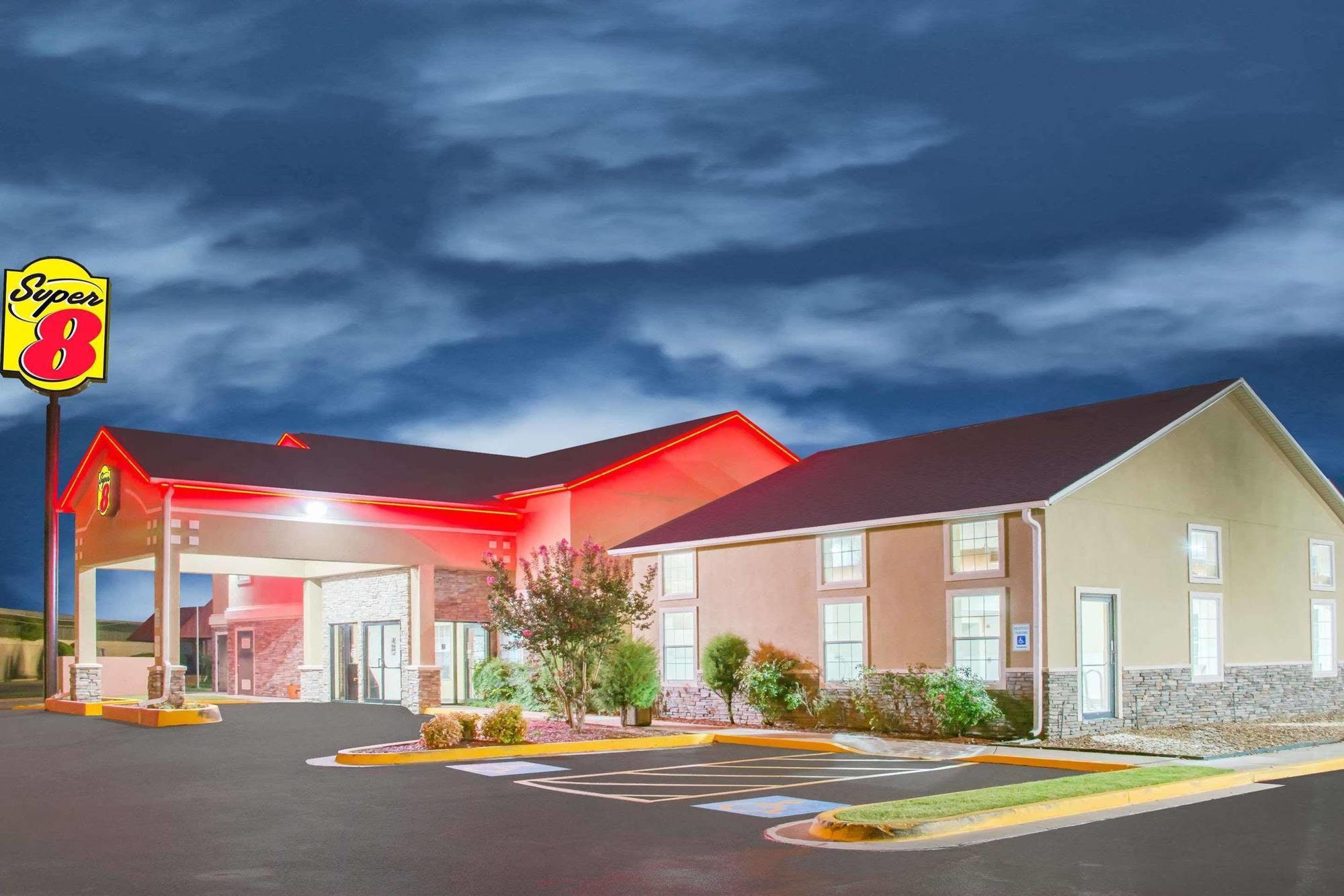 SureStay Plus Hotel by Best Western Tulsa East Exterior foto